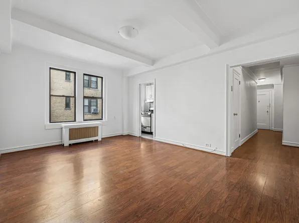 52 Clark Street image 1 of 10
