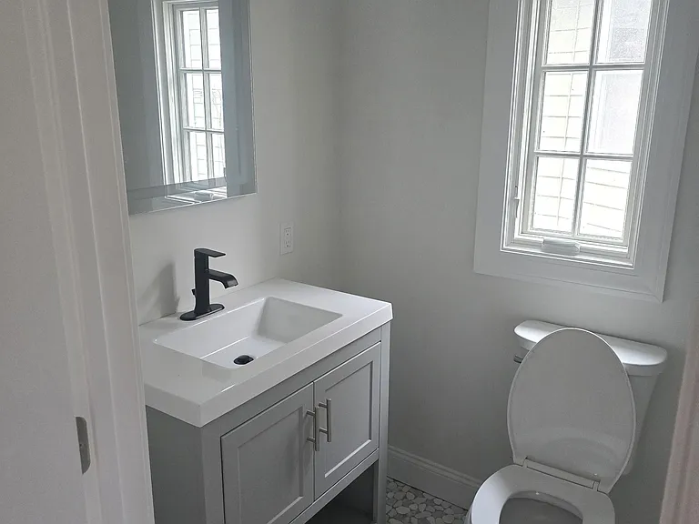 530 Jane St #2 — Photo 6