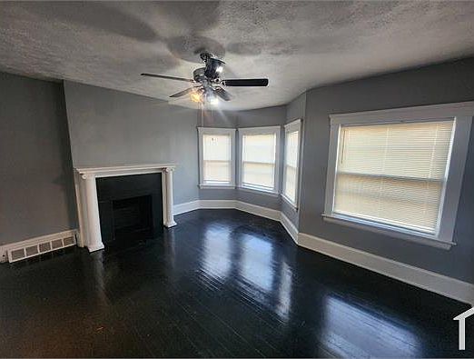 1st image of 1896 Idlewood Ave #2