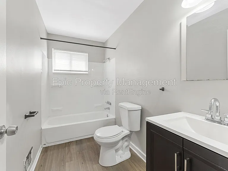 27081 Leroy St — Photo 5