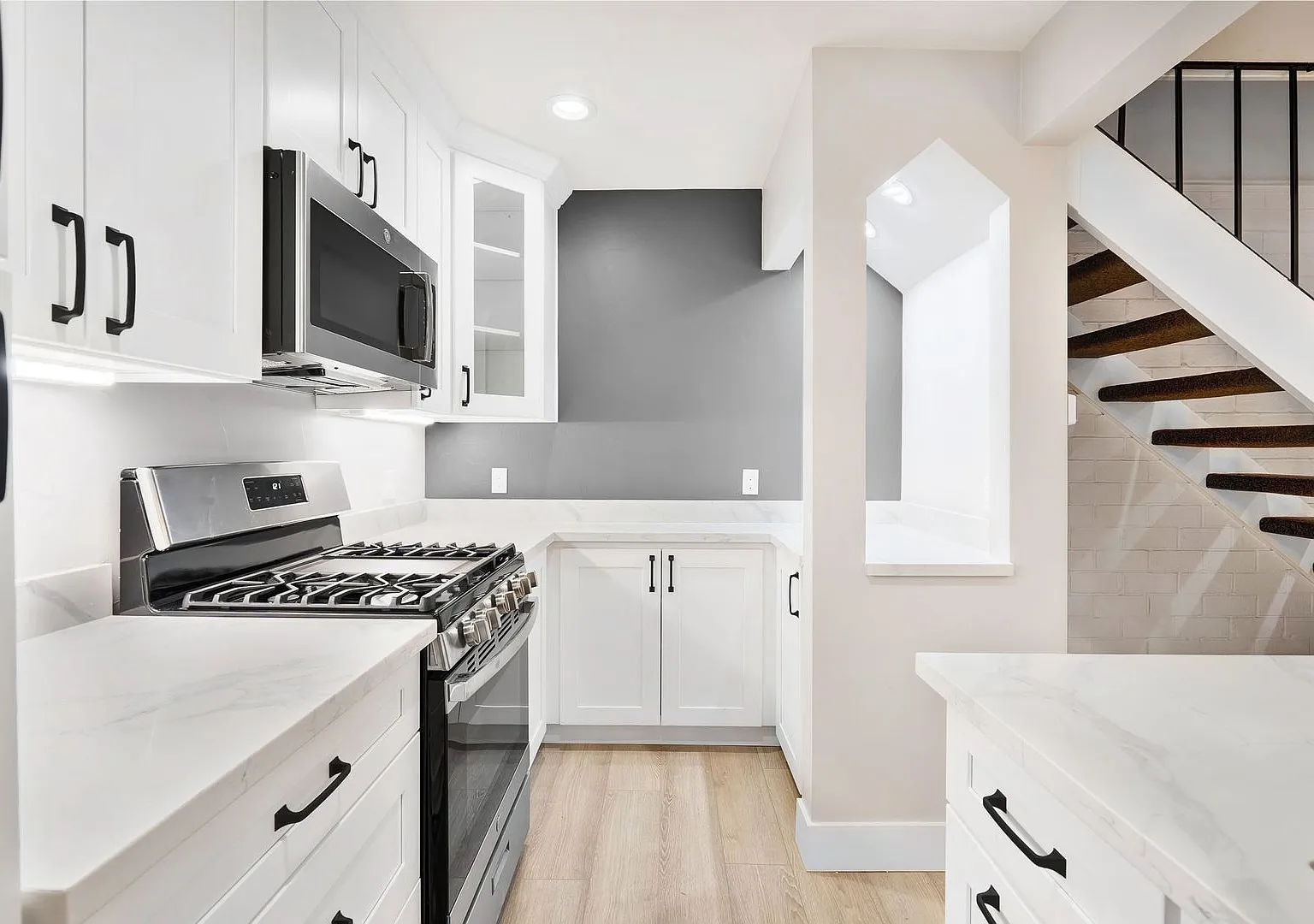 Fully Updated 2 Bedroom 1 Bath Condo — Photo 1
