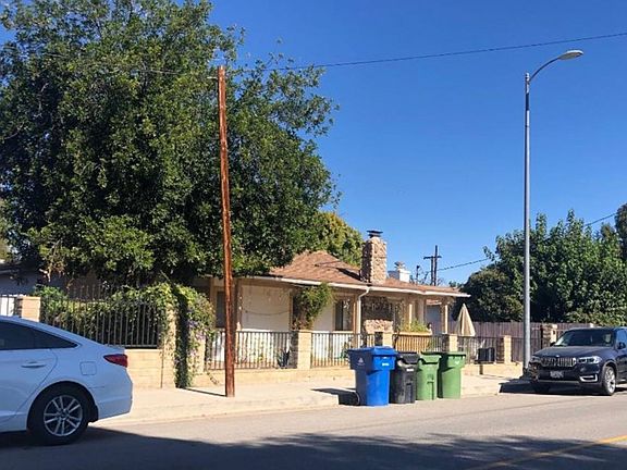 3rd image of 22647 Burbank Blvd