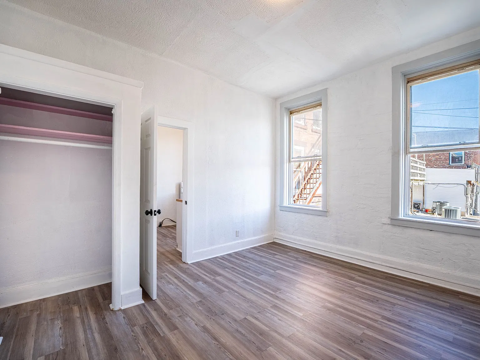 2 bed, $2,000 — Photo 3