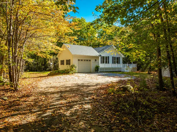 27 True Road, Lincolnville, ME 04849