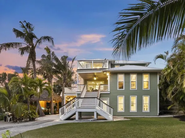581 Broadway St, Longboat Key, FL 34228