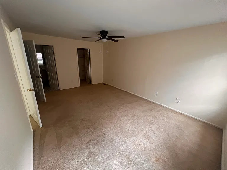 5207 Stonehedge Rd — Photo 12