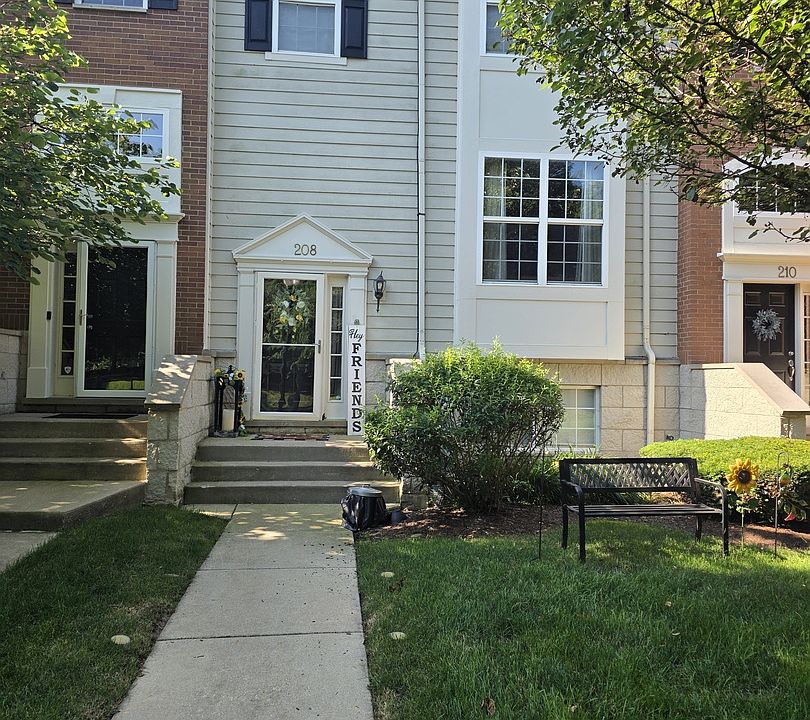 1st image of 208 Comstock Dr