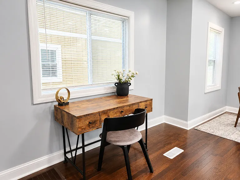 3320 Brooklyn Ave — Photo 14