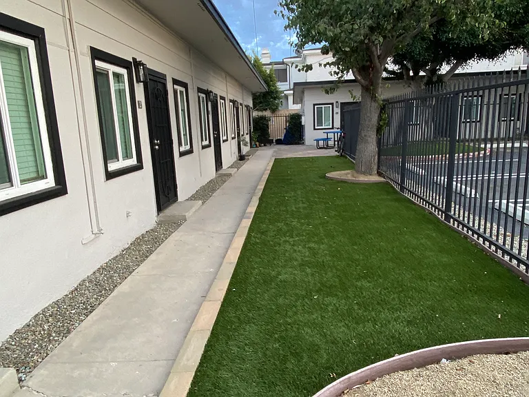2278 Newport Blvd #5 — Photo 14