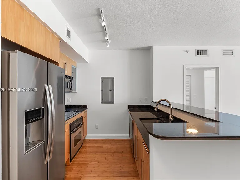 335 S Biscayne Blvd #908 — Photo 6