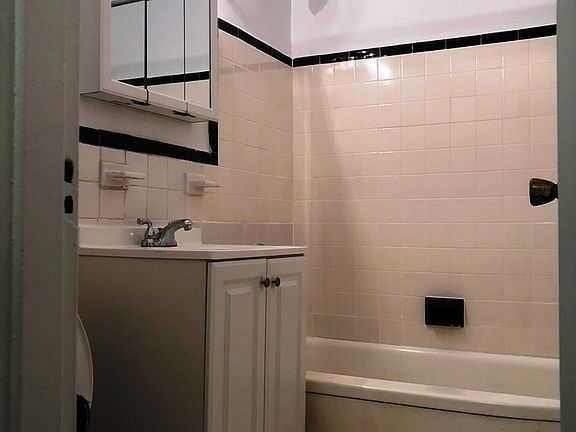 3rd image of 42-10 212th St #2F
