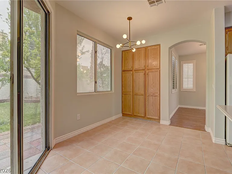 1813 Snow Spring Ln — Photo 15