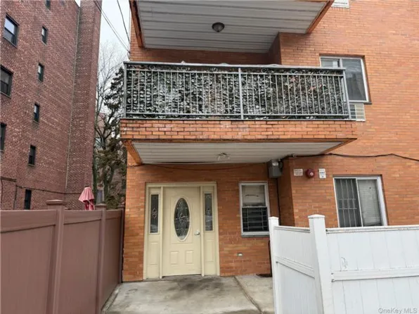 14109 84th Dr #2A, Jamaica, NY 11435