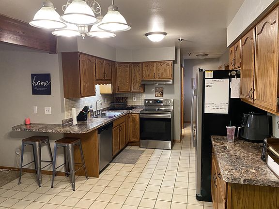 3rd image of 1507 Clarence Ct APT 4