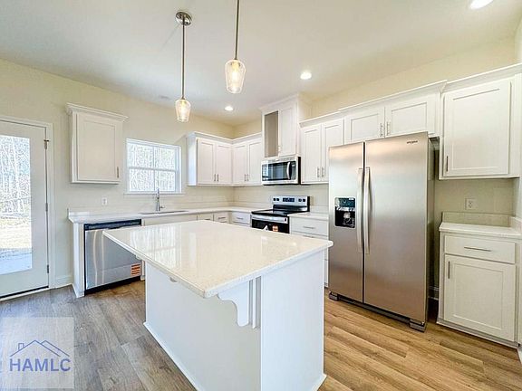 7th image of this home