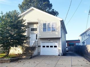 128 Columbus Ave, Pawtucket, RI 02860