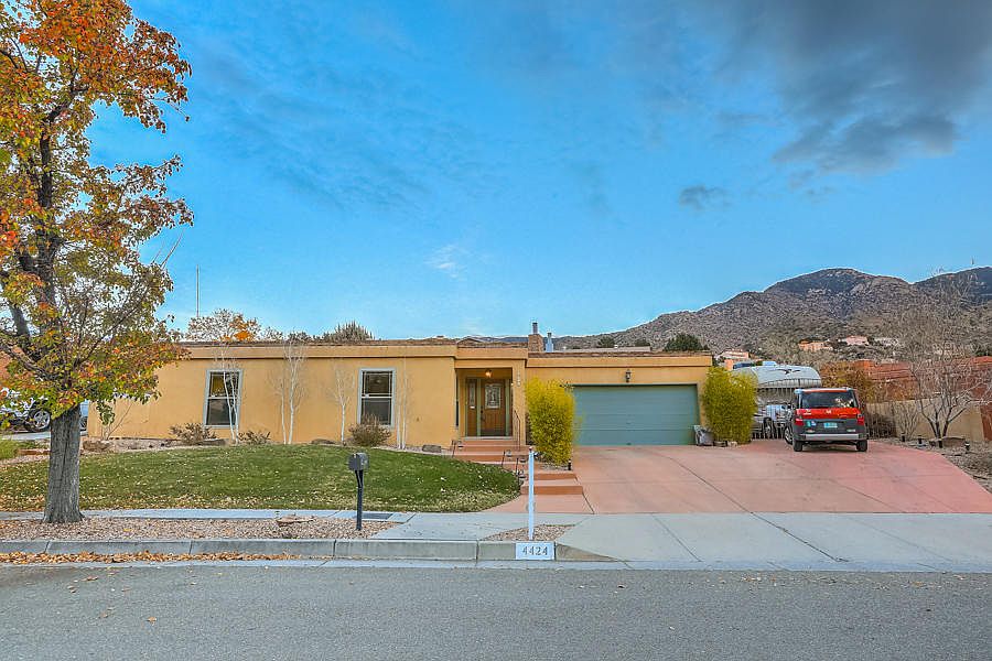 1st image of 4424 Sherre Dr NE