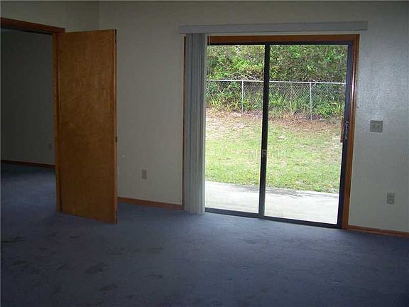 4th image of 2025 E Gloria Dr