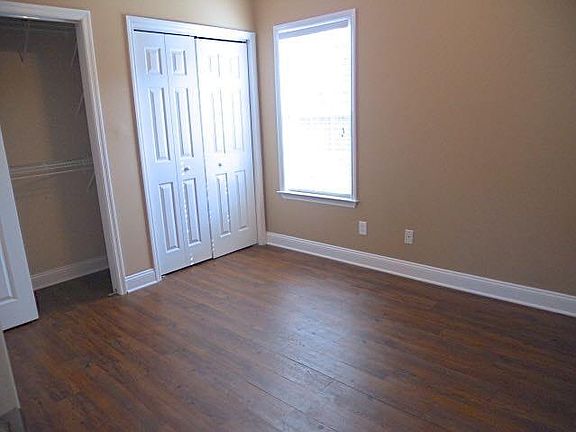 5th image of 4112 Waterberry Cir