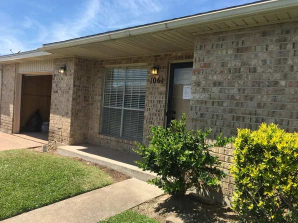 1061 Park Meadow Dr, Beaumont, TX 77706