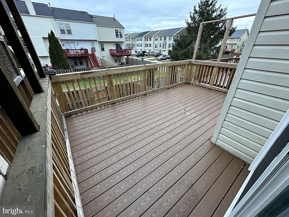 2nd image of 9022 Coriander Cir