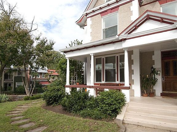 Porch & Garden