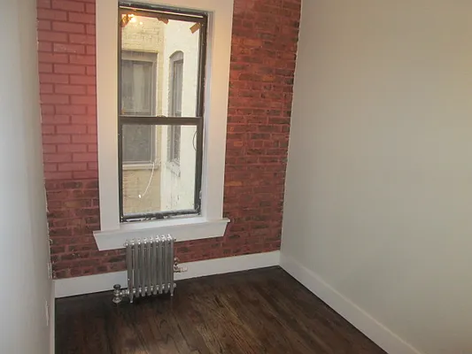 Rented by The Hamilton Group | media 15