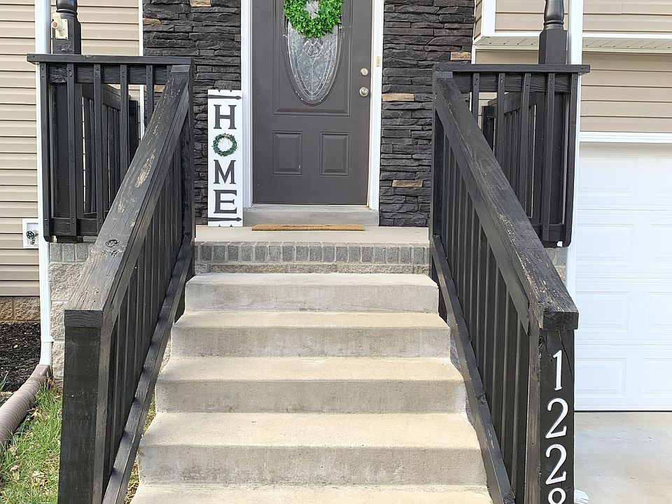 1st image of 1228 Meachem Dr