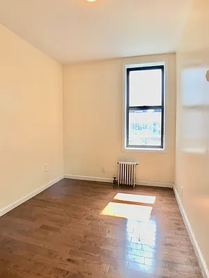 Rented by Compass | media 22