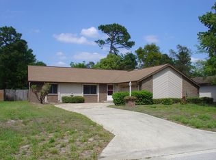 2709 Oak Dr, Apopka, FL 32703
