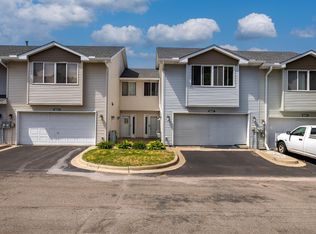 8687 Norway St NW, Coon Rapids, MN 55433