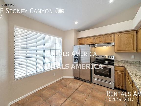 4th image of 1319 E Stoney Canyon Cir