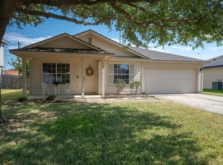 122 Holland St, Hutto, TX 78634