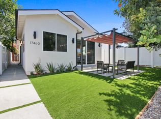 17460 Hatteras St, Encino, CA 91316