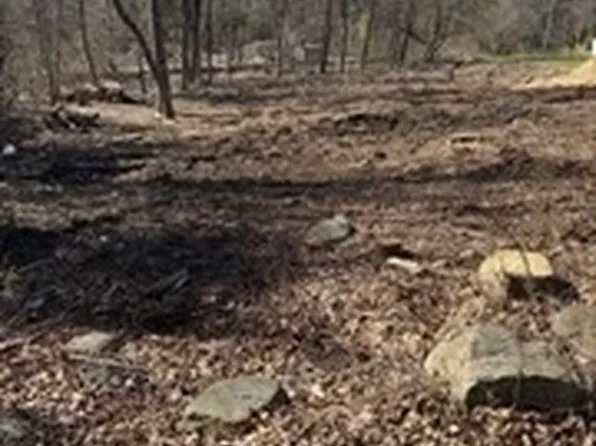 572 Foundry St, South Easton, MA 02375