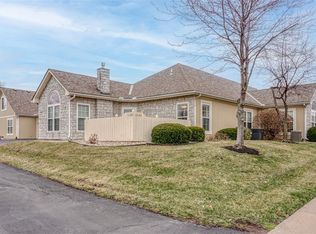 11182 S Pflumm Rd, Olathe, KS 66215