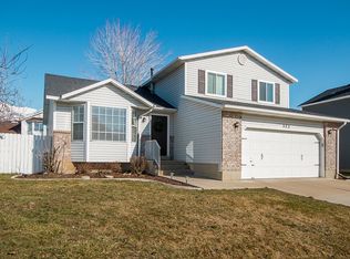 323 S 925 E, Layton, UT 84041
