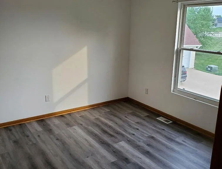 1223 SW Twin Gates Dr — Photo 11