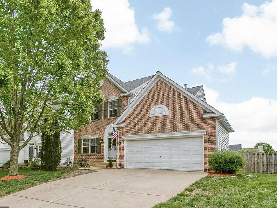 1st image of 6 Candleridge Ct