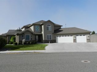 2200 S Cleveland St, Kennewick, WA 99338