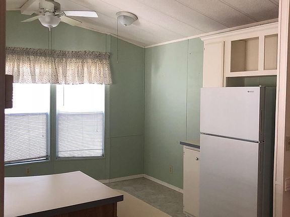 5th image of 40 Tallwood Cir