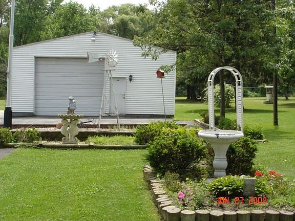 NEW Pole Barn for Toys!