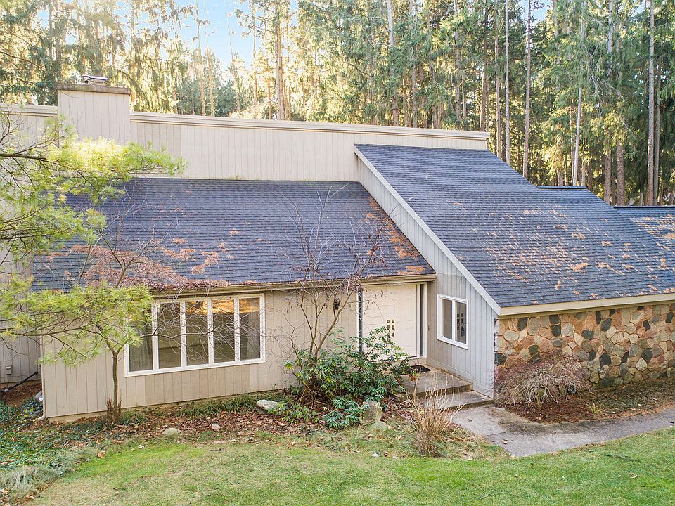 1st image of 7310 Oliver Woods Dr SE