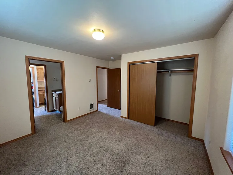 309 W Helena Ave — Photo 10