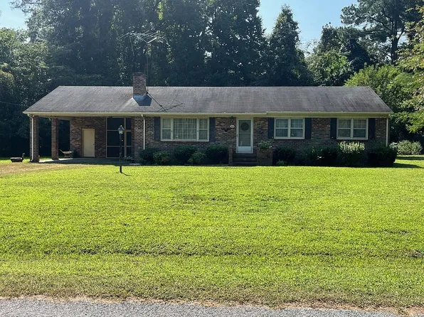 244 E Banbury Rd, Tappahannock, VA 22560