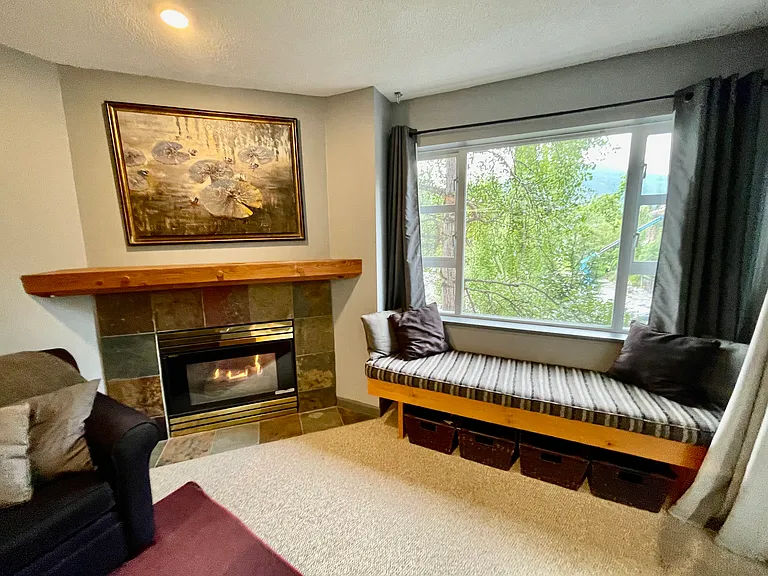 4360 Lorimer Rd — Photo 3