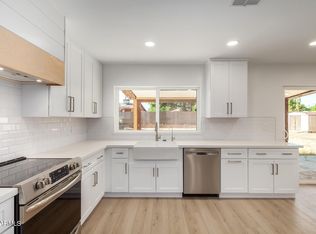 5038 E Winchcomb Dr, Scottsdale, AZ 85254