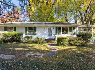 275 Waverly Rd, Urbanna, VA 23175