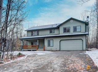 1136 W Holiday Dr, Wasilla, AK 99654