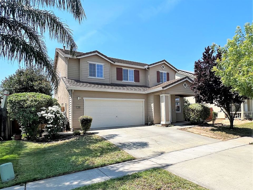 1st image of 1838 Boardwalk Dr